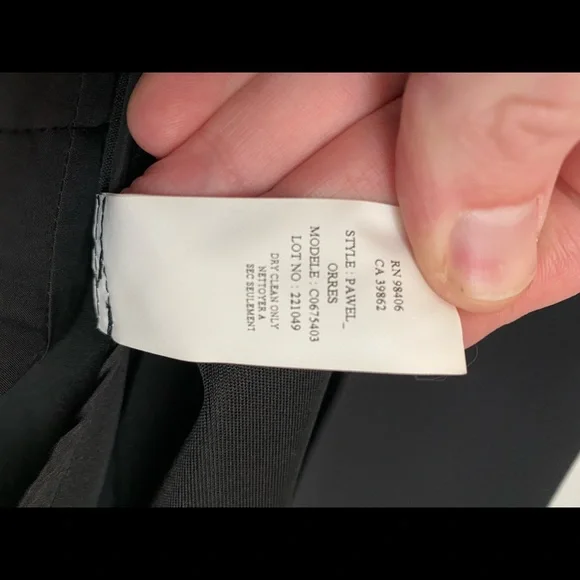 Theory Black Water Resistant Rain Coat with Zipper Lining